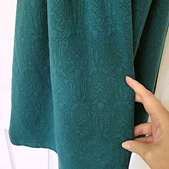 Francesca's Jacquard Damask Pattern Fit & Flare Pleated Mini Dress in Emerald - Picture 3 of 4